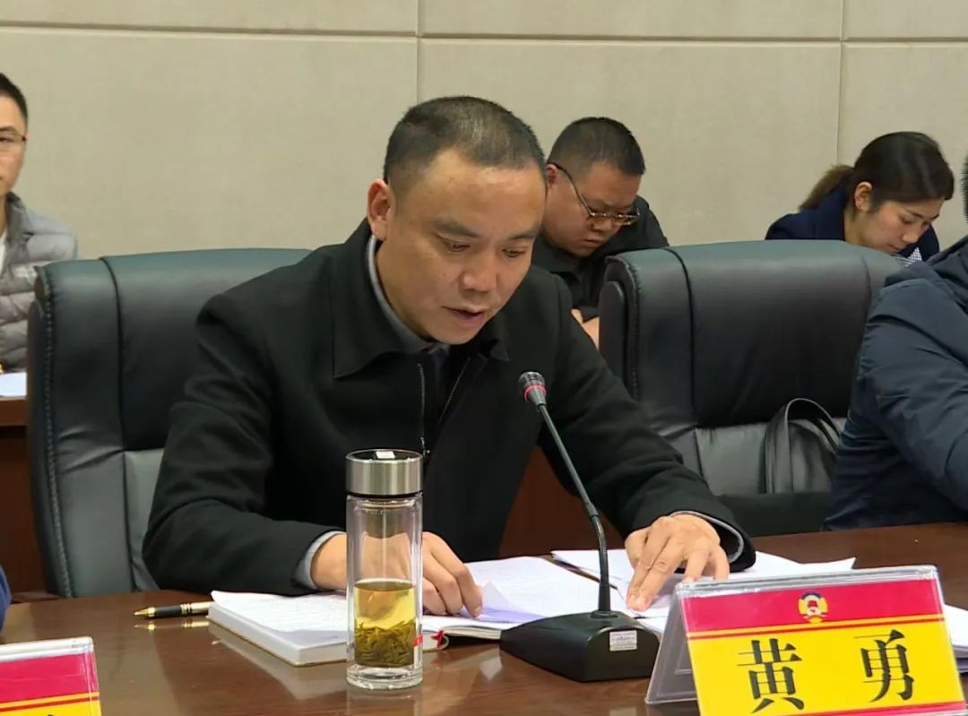 汇聚正能量　画出同心圆——访昭通市威信县政协党组书记、主席 黄勇