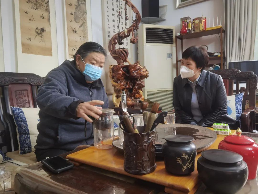 申琼春节前走访慰问退休老干部