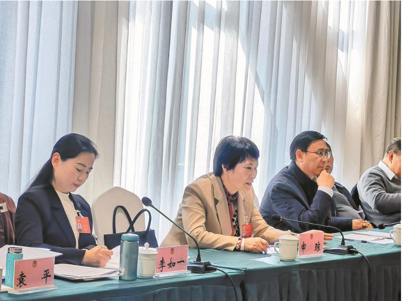 提高建言质效　汇聚强大合力——昭通市政协五届三次会议分组审议常委会工作报告综述