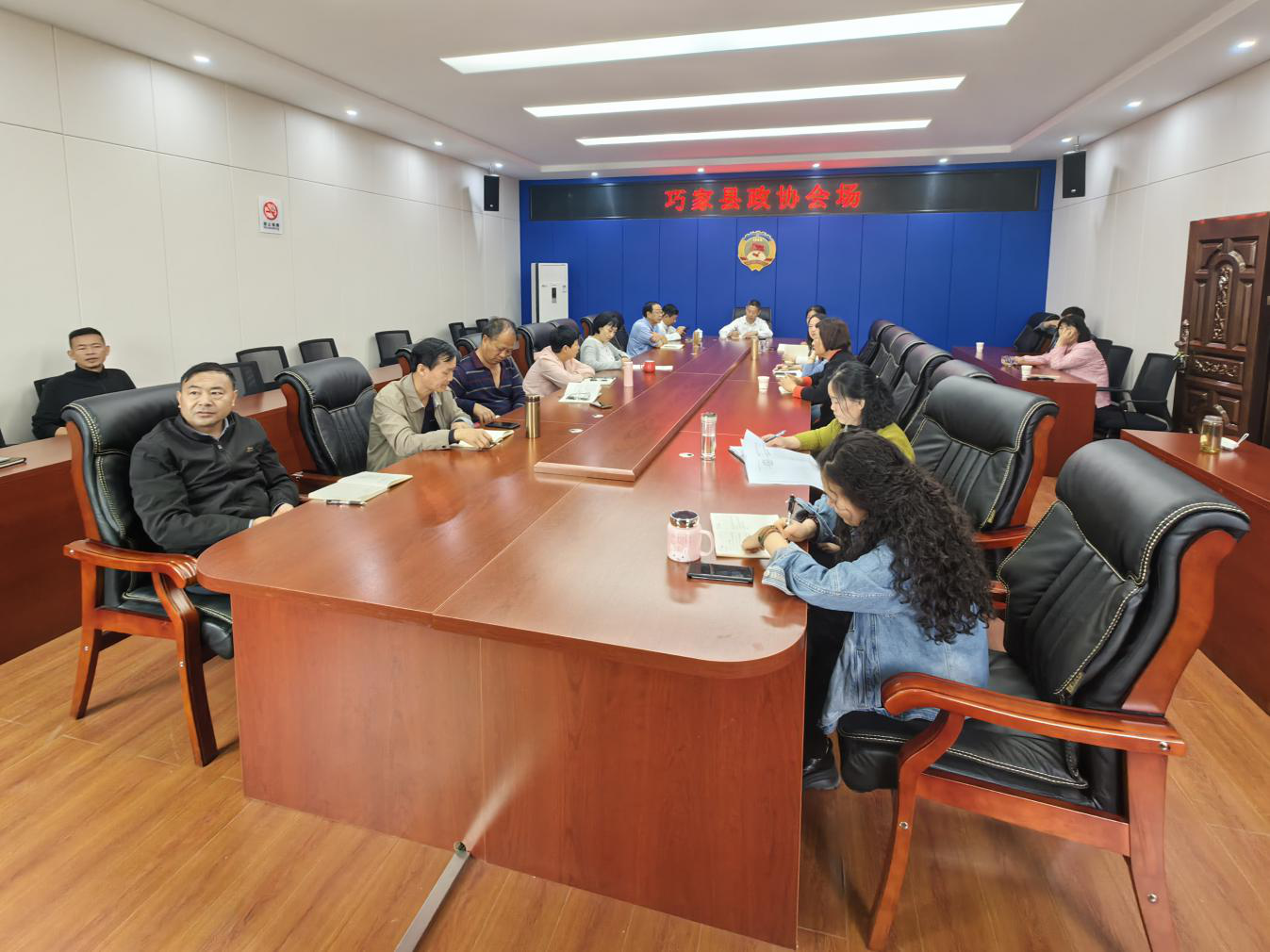 巧家县政协组织民族宗教界别委员和机关干部参加“铸牢中华民族共同体意识”专题讲座