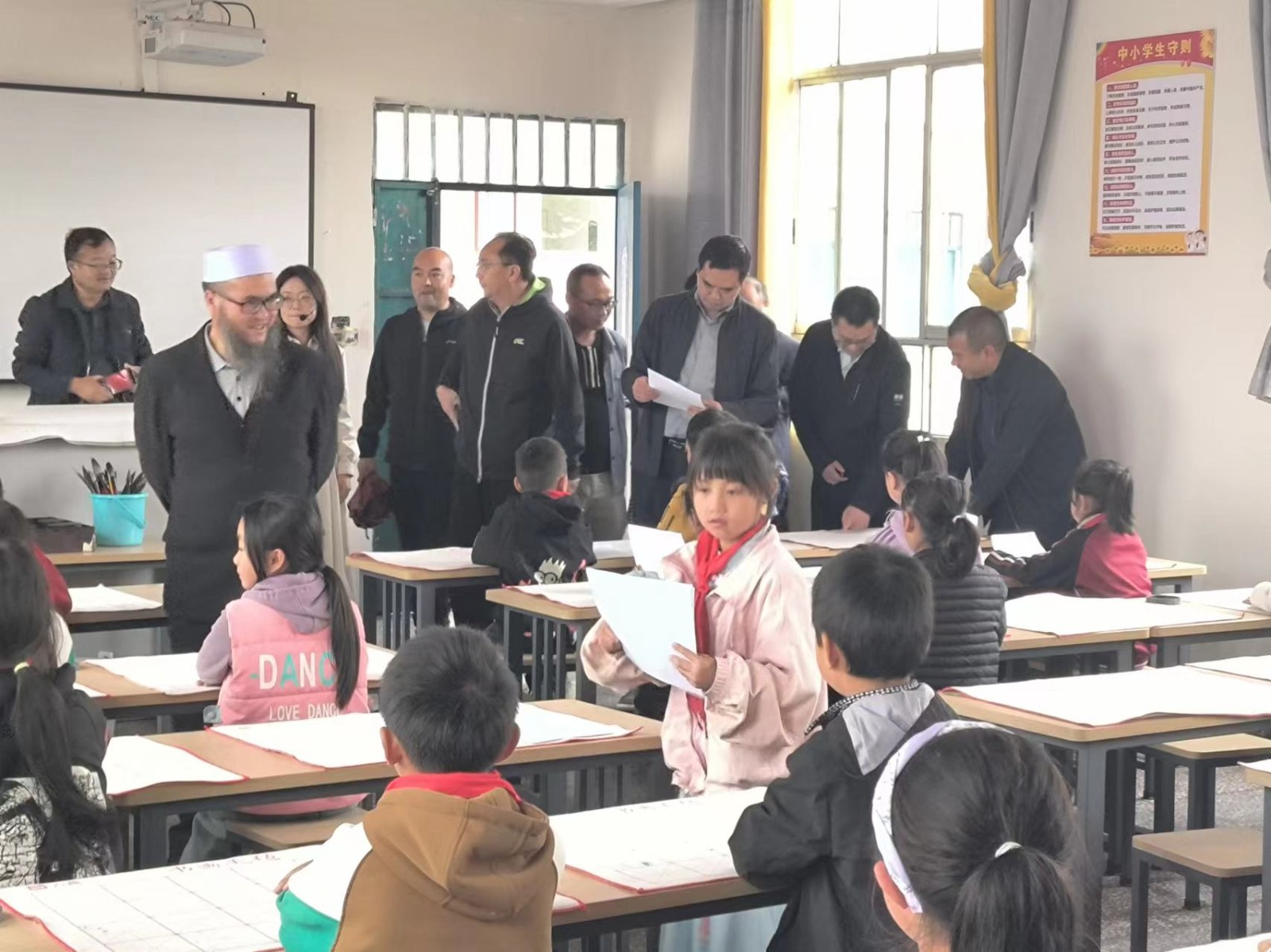 雷贤慧带队开展“推进民族团结进步创建进校园  铸牢中华民族共同体意识” 专题调研