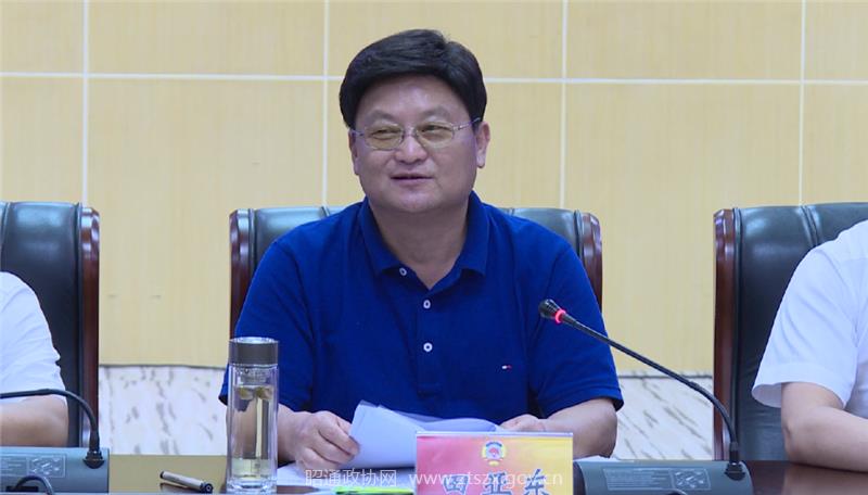 6  泸州市政协主席　田亚东.png